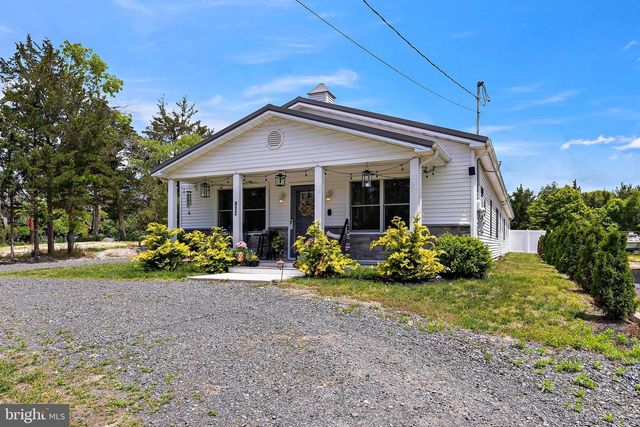 413 S GREEN STREET, Tuckerton, NJ 08087