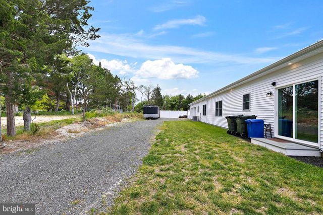 413 S GREEN STREET, Tuckerton, NJ 08087