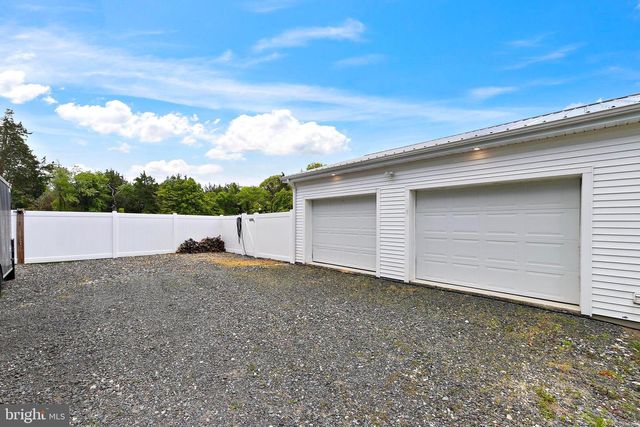 413 S GREEN STREET, Tuckerton, NJ 08087