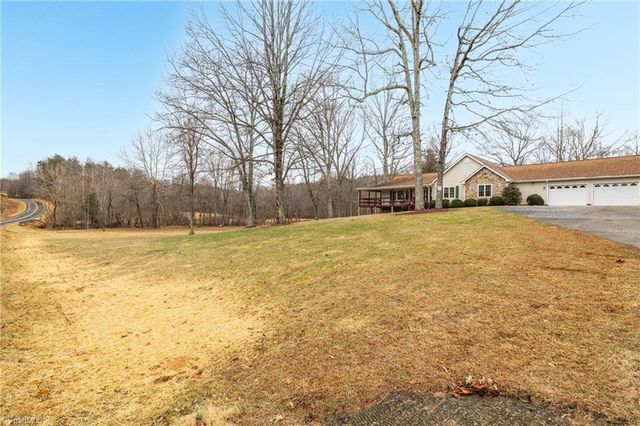 1259 Frank Joyce Road, Sandy Ridge, NC 27046