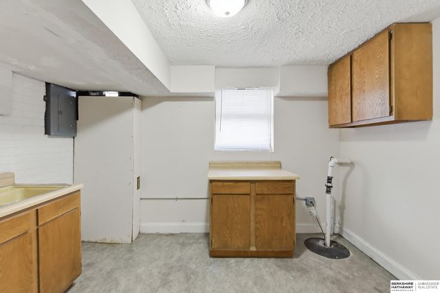 10804 Borman Avenue, Omaha, NE 68137