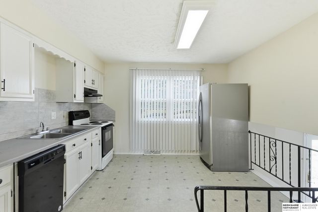 10804 Borman Avenue, Omaha, NE 68137