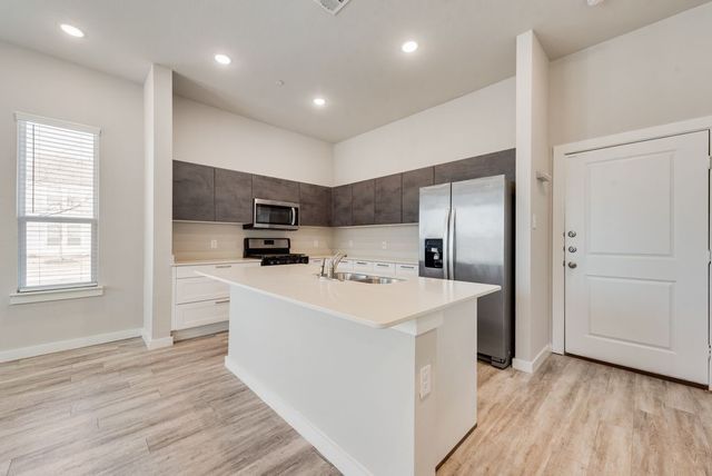 1340 Pebblebrook Drive, Mckinney, TX 75071