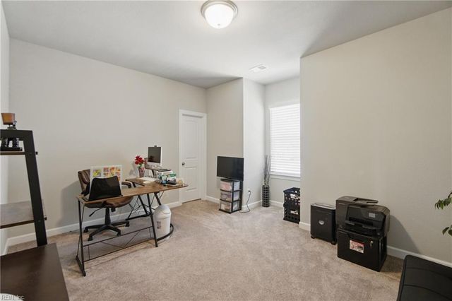 632 Shasta DR, Chesapeake, VA 23320