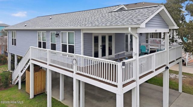 625 S Fourth Avenue, Kure Beach, NC 28449