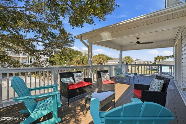 625 S Fourth Avenue, Kure Beach, NC 28449