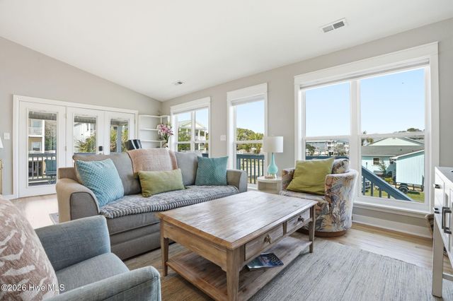 625 S Fourth Avenue, Kure Beach, NC 28449