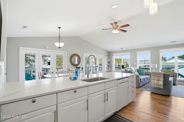 625 S Fourth Avenue, Kure Beach, NC 28449