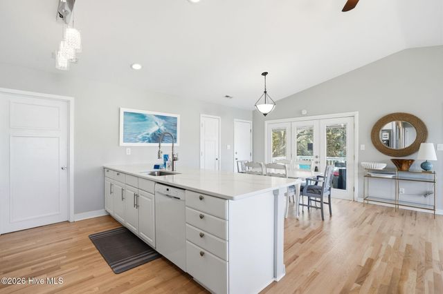 625 S Fourth Avenue, Kure Beach, NC 28449