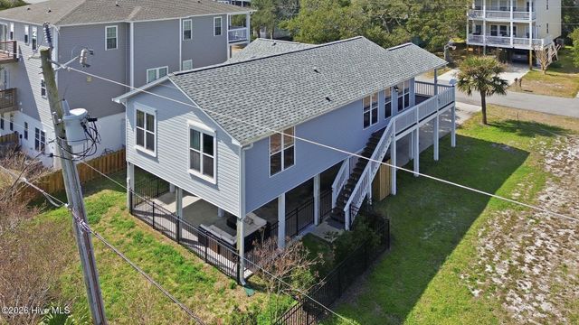 625 S Fourth Avenue, Kure Beach, NC 28449