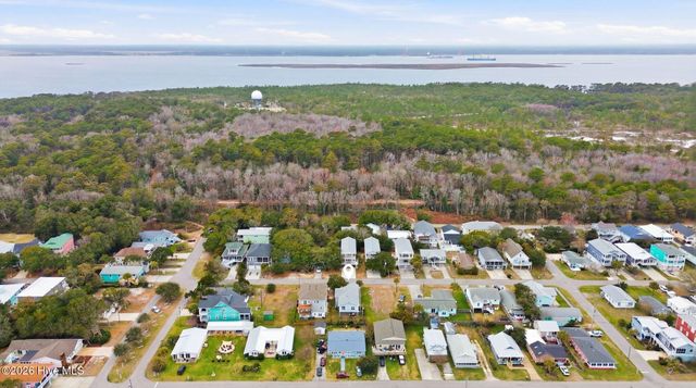 625 S Fourth Avenue, Kure Beach, NC 28449