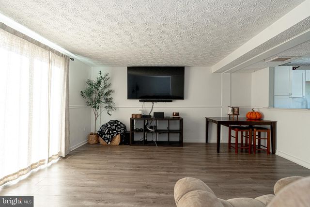 27 CLEARWATER, Baltimore, MD 21220