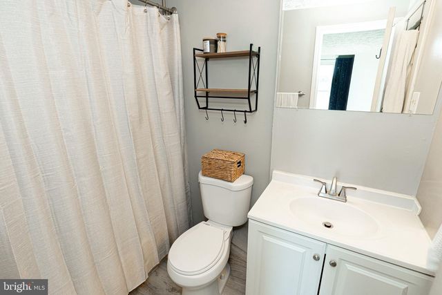 27 CLEARWATER, Baltimore, MD 21220