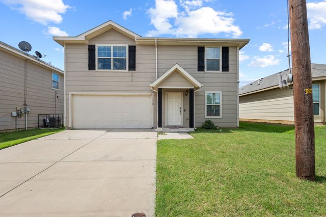 1332 Glen Garden Drive, Fort Worth, TX 76104