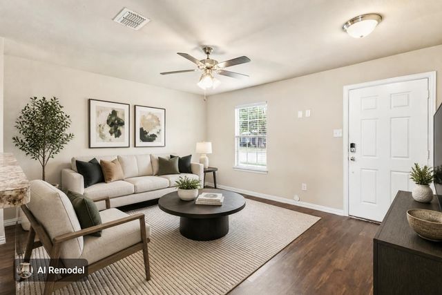 1332 Glen Garden Drive, Fort Worth, TX 76104