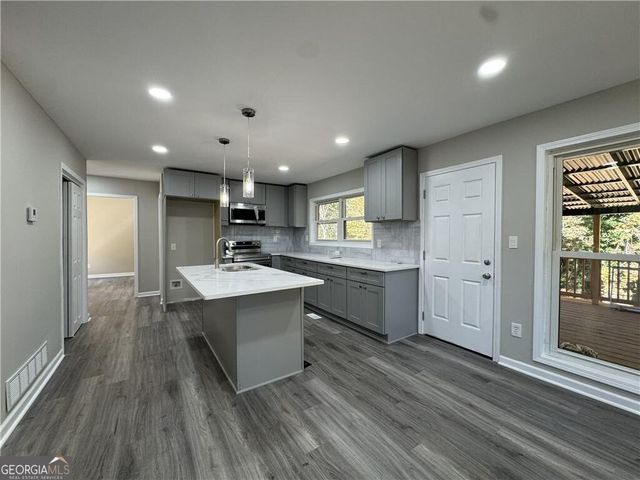 3489 Creighton Road SW, Atlanta, GA 30331