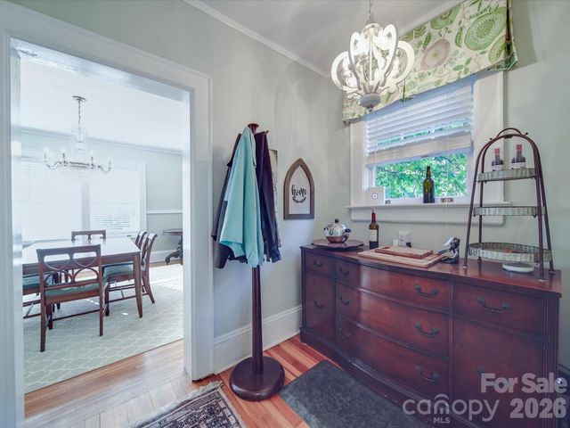 907 Edgewood Circle, Gastonia, NC 28052