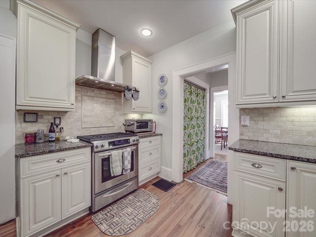 907 Edgewood Circle, Gastonia, NC 28052