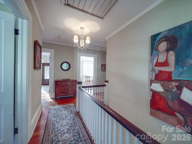 907 Edgewood Circle, Gastonia, NC 28052