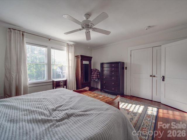907 Edgewood Circle, Gastonia, NC 28052