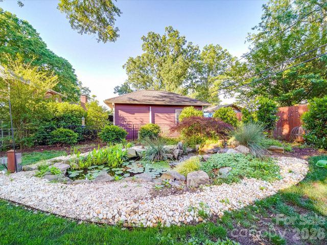 907 Edgewood Circle, Gastonia, NC 28052