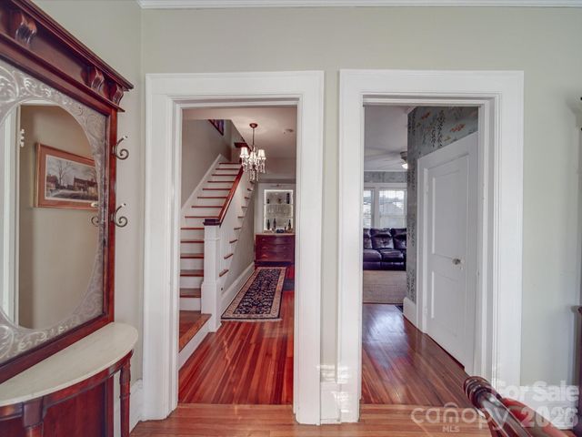 907 Edgewood Circle, Gastonia, NC 28052