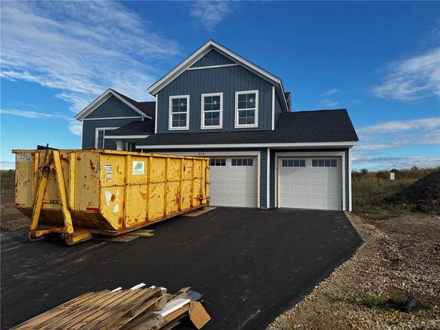 976 Willow Glen Ave, Somerset, WI 54025