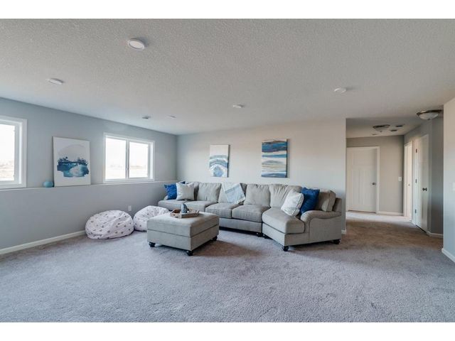 976 Willow Glen Ave, Somerset, WI 54025