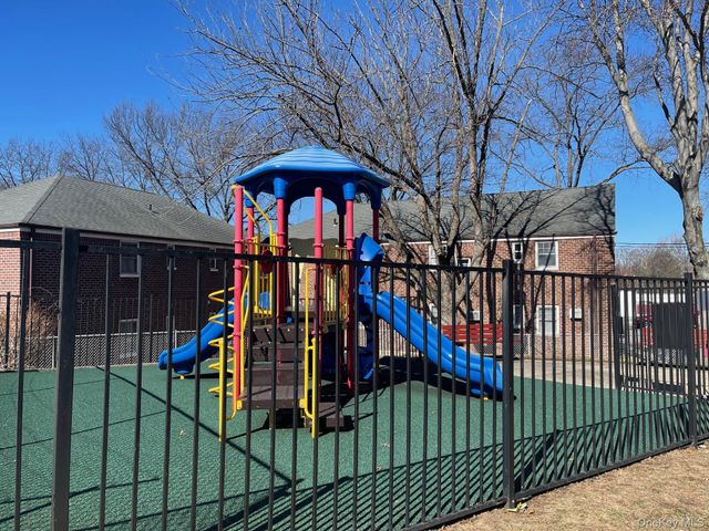 24920 57th Avenue 262, Little Neck, NY 11362