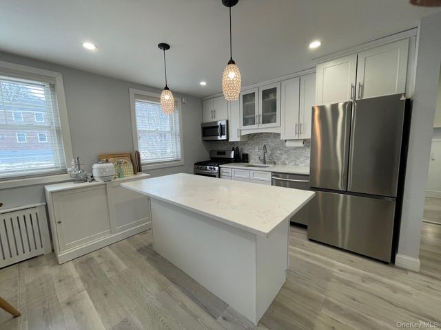 24920 57th Avenue 262, Little Neck, NY 11362