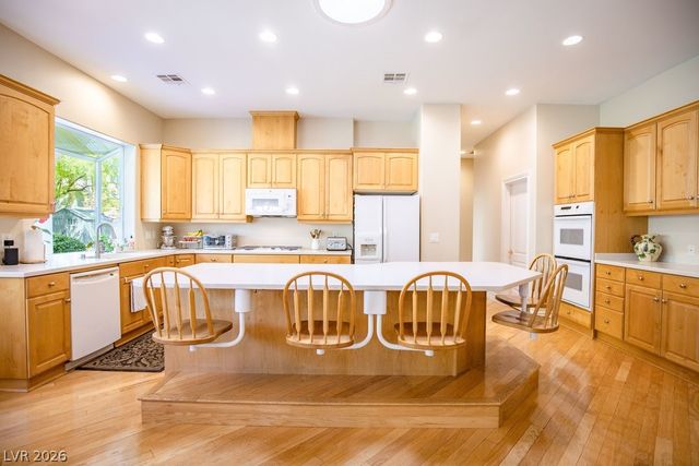 2111 Shenley Court, Las Vegas, NV 89117