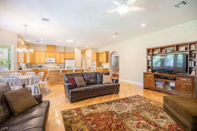 2111 Shenley Court, Las Vegas, NV 89117