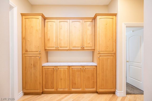 2111 Shenley Court, Las Vegas, NV 89117