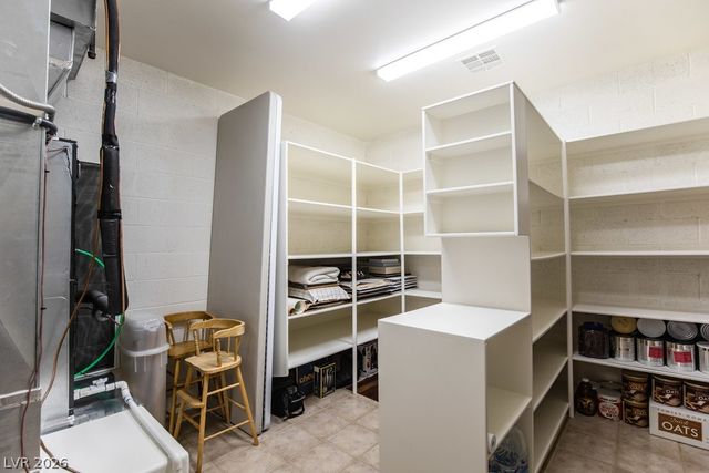 2111 Shenley Court, Las Vegas, NV 89117