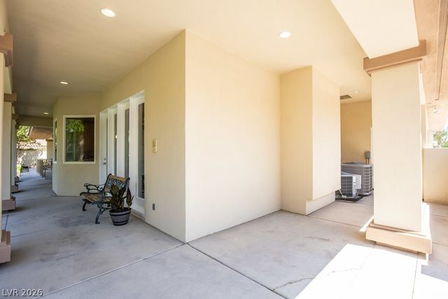 2111 Shenley Court, Las Vegas, NV 89117