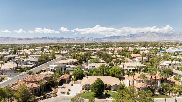 2111 Shenley Court, Las Vegas, NV 89117