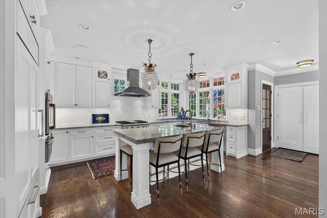 638 Sherwood Drive, Webster Groves, MO 63119