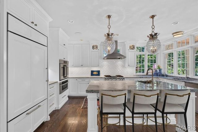 638 Sherwood Drive, Webster Groves, MO 63119