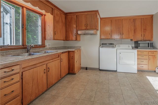 2602-2604 New Road, Porter, NY 14131