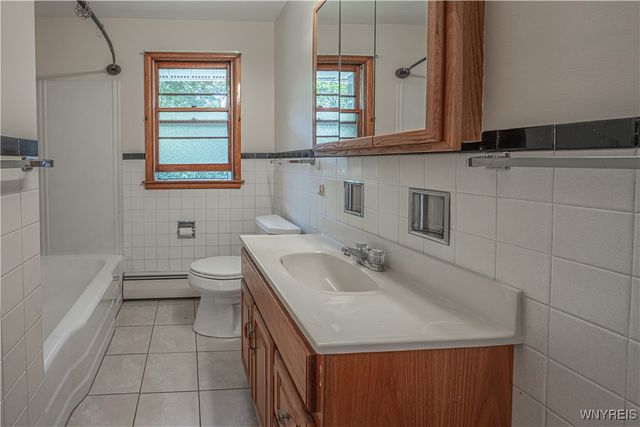 2602-2604 New Road, Porter, NY 14131