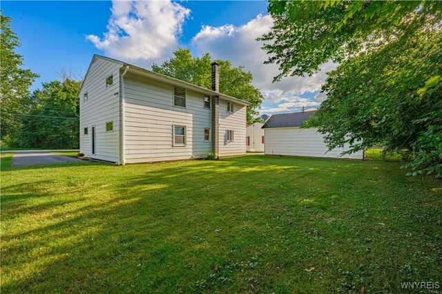 2602-2604 New Road, Porter, NY 14131