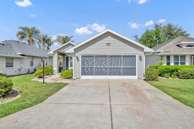 21630 REGENCY PARK LN, Leesburg, FL 34748