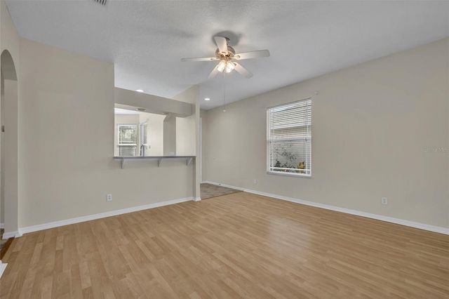 21630 REGENCY PARK LN, Leesburg, FL 34748