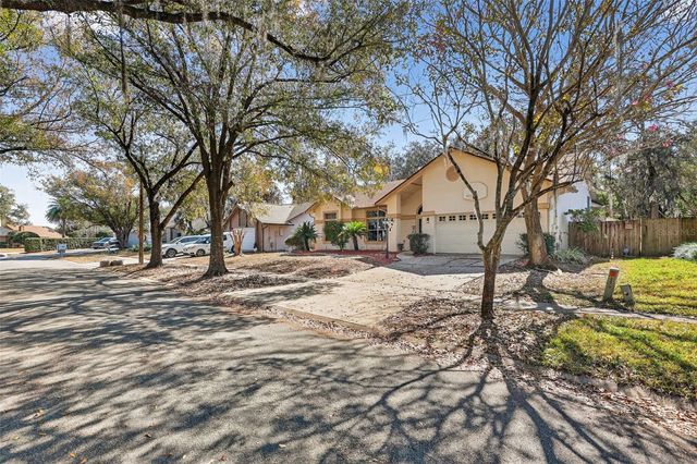 3236 PAISLEY CIRCLE, Orlando, FL 32817