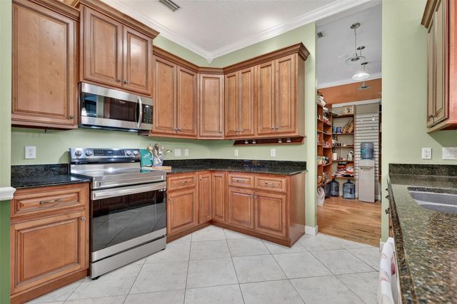 3236 PAISLEY CIRCLE, Orlando, FL 32817