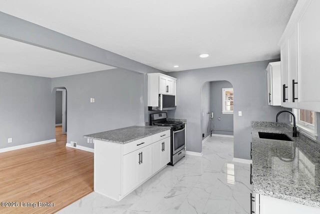 6705 Old New Cut Rd, Louisville, KY 40118