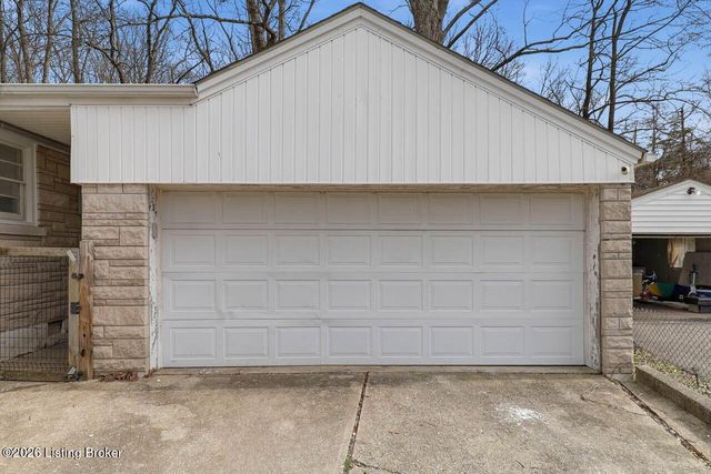 6705 Old New Cut Rd, Louisville, KY 40118