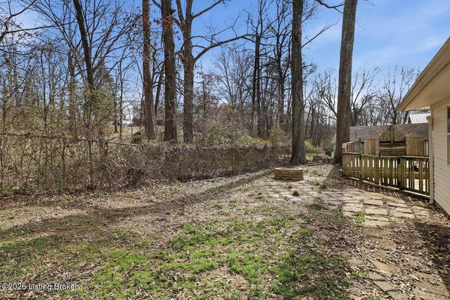 6705 Old New Cut Rd, Louisville, KY 40118