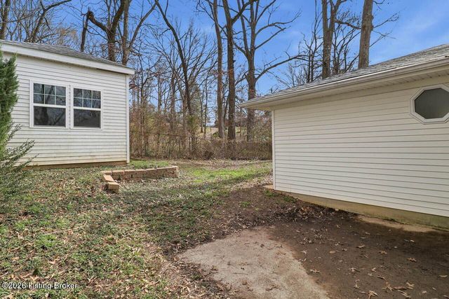 6705 Old New Cut Rd, Louisville, KY 40118