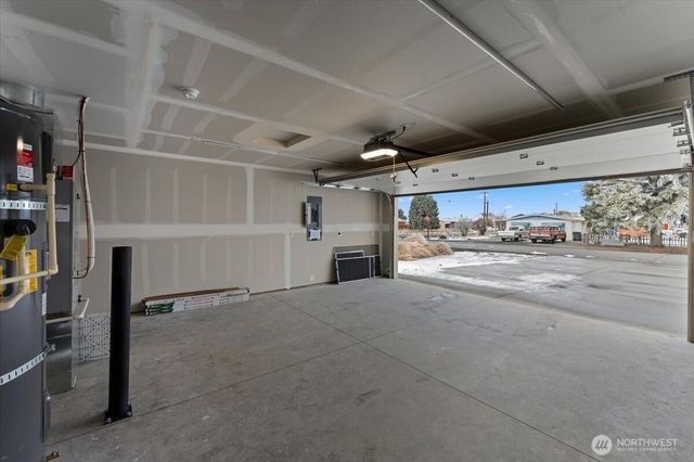 36 Simpson Street, Mansfield, WA 98830